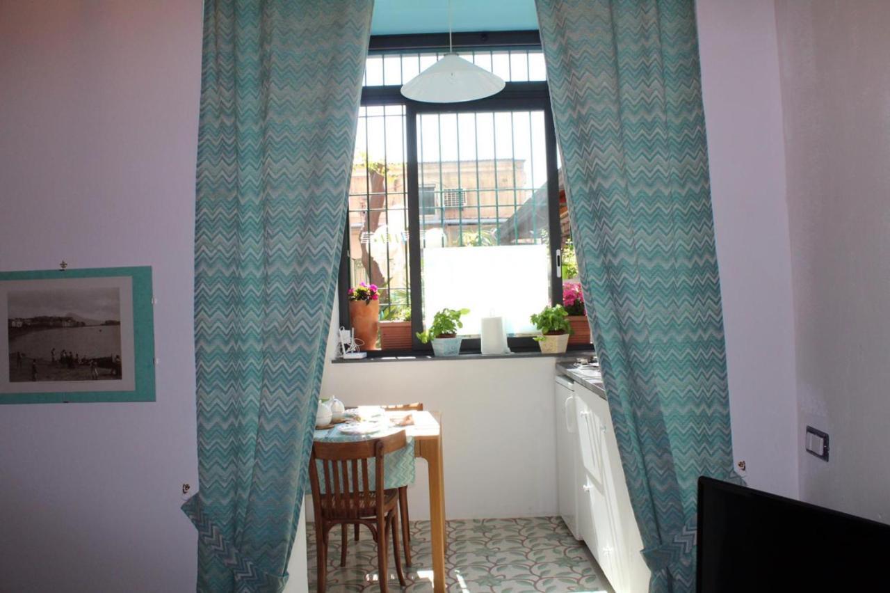 Dimora Via Col Vento Apartment Napoli Exterior foto
